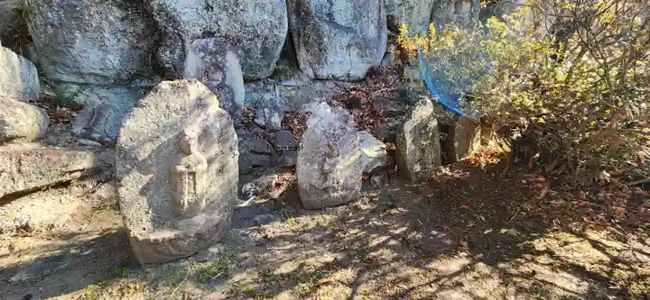 富沢磨崖仏郡(宮城県)