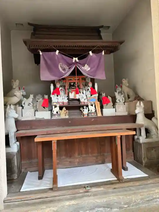溝口神社の{uncategorized: "未分類", other: "その他", undefined: "問題あり", building: "その他建物", grave: "お墓", sacred_gate: "鳥居", guardian: "狛犬", statue: "像", buddha: "仏像", history: "歴史", nature: "自然", garden: "庭園", animal: "動物", pagoda: "塔", temizu: "手水舎", mountain_gate: "山門・神門", sanctuary: "本殿・本堂", subordinate: "末社・摂社", art: "芸術", scenery: "景色", jizo: "地蔵", ema: "絵馬", goshuin: "御朱印", omikuji: "おみくじ", items: "授与品その他", amulet: "お守り", goshuincho: "御朱印帳", eats: "食事", festival: "お祭り", votive_dance: "神楽", shichigosan: "七五三参", wedding: "結婚式", experience: "体験その他", initially: "初詣", around: "周辺", anti_infection: "感染症対策"}