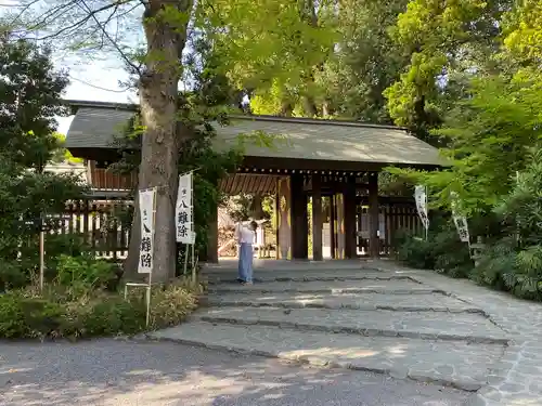 阿佐ヶ谷神明宮の山門・神門