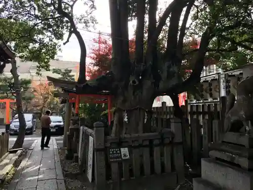 満足稲荷神社のその他建物
