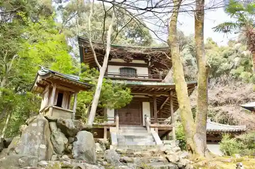 栖賢寺の本殿・本堂