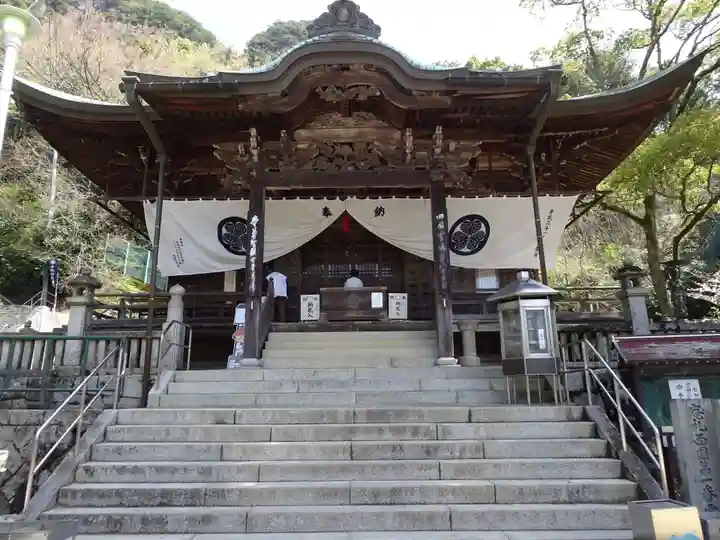 八栗寺の本殿・本堂