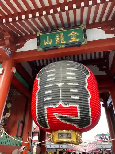 浅草寺の山門