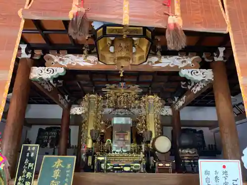 八坂寺の本殿