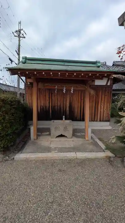 稲荷神社(鞭崎神社境外社)(滋賀県)