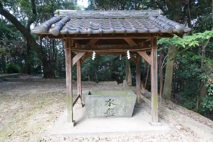 耳成山口神社の手水舎
