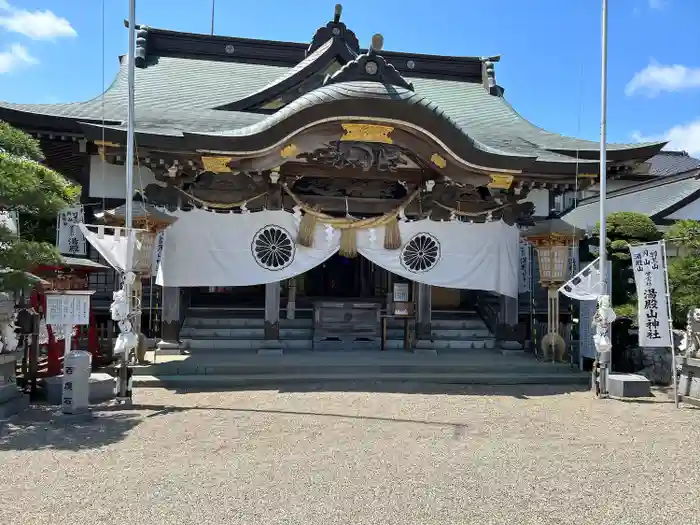 湯殿山神社の本殿