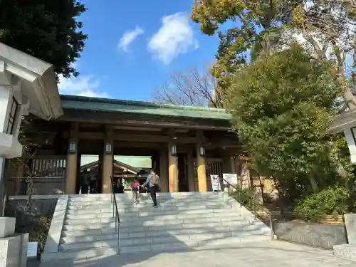 東郷神社の{uncategorized: "未分類", other: "その他", undefined: "問題あり", building: "その他建物", grave: "お墓", sacred_gate: "鳥居", guardian: "狛犬", statue: "像", buddha: "仏像", history: "歴史", nature: "自然", garden: "庭園", animal: "動物", pagoda: "塔", temizu: "手水舎", mountain_gate: "山門・神門", sanctuary: "本殿・本堂", subordinate: "末社・摂社", art: "芸術", scenery: "景色", jizo: "地蔵", ema: "絵馬", goshuin: "御朱印", omikuji: "おみくじ", items: "授与品その他", amulet: "お守り", goshuincho: "御朱印帳", eats: "食事", festival: "お祭り", votive_dance: "神楽", shichigosan: "七五三参", wedding: "結婚式", experience: "体験その他", initially: "初詣", around: "周辺", anti_infection: "感染症対策"}