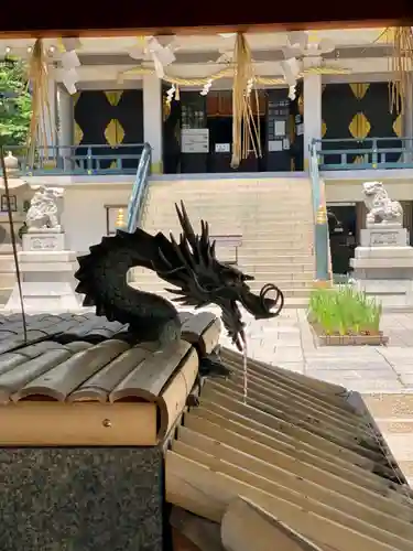 難波神社の手水舎