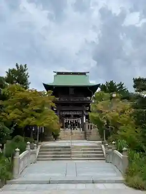 彦島八幡宮の山門・神門