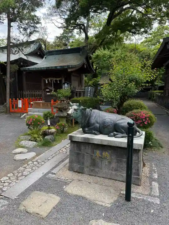 大井神社の{uncategorized: "未分類", other: "その他", undefined: "問題あり", building: "その他建物", grave: "お墓", sacred_gate: "鳥居", guardian: "狛犬", statue: "像", buddha: "仏像", history: "歴史", nature: "自然", garden: "庭園", animal: "動物", pagoda: "塔", temizu: "手水舎", mountain_gate: "山門・神門", sanctuary: "本殿・本堂", subordinate: "末社・摂社", art: "芸術", scenery: "景色", jizo: "地蔵", ema: "絵馬", goshuin: "御朱印", omikuji: "おみくじ", items: "授与品その他", amulet: "お守り", goshuincho: "御朱印帳", eats: "食事", festival: "お祭り", votive_dance: "神楽", shichigosan: "七五三参", wedding: "結婚式", experience: "体験その他", initially: "初詣", around: "周辺", anti_infection: "感染症対策"}
