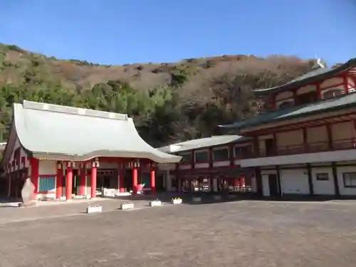 身代り不動尊(大明王院)の本殿・本堂