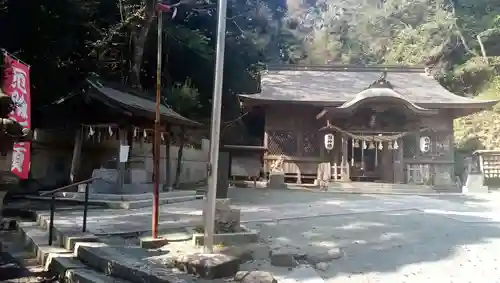 一宮神社の本殿・本堂