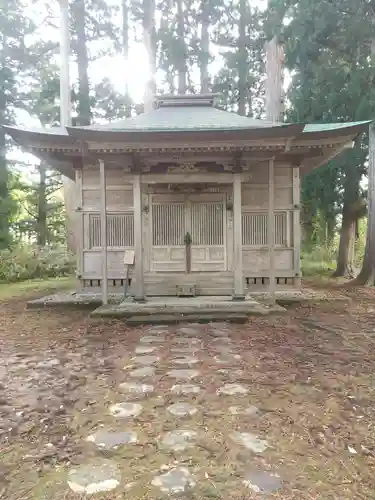 出羽神社(出羽三山神社)～三神合祭殿～(山形県)