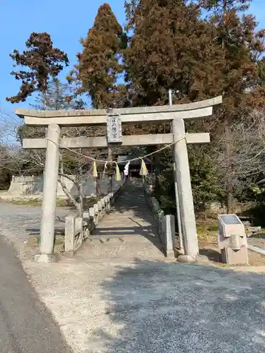 窪八幡宮の鳥居