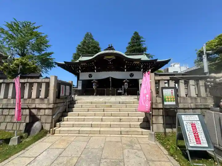 尾久八幡神社の{uncategorized: "未分類", other: "その他", undefined: "問題あり", building: "その他建物", grave: "お墓", sacred_gate: "鳥居", guardian: "狛犬", statue: "像", buddha: "仏像", history: "歴史", nature: "自然", garden: "庭園", animal: "動物", pagoda: "塔", temizu: "手水舎", mountain_gate: "山門・神門", sanctuary: "本殿・本堂", subordinate: "末社・摂社", art: "芸術", scenery: "景色", jizo: "地蔵", ema: "絵馬", goshuin: "御朱印", omikuji: "おみくじ", items: "授与品その他", amulet: "お守り", goshuincho: "御朱印帳", eats: "食事", festival: "お祭り", votive_dance: "神楽", shichigosan: "七五三参", wedding: "結婚式", experience: "体験その他", initially: "初詣", around: "周辺", anti_infection: "感染症対策"}