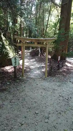 室生龍穴神社の鳥居