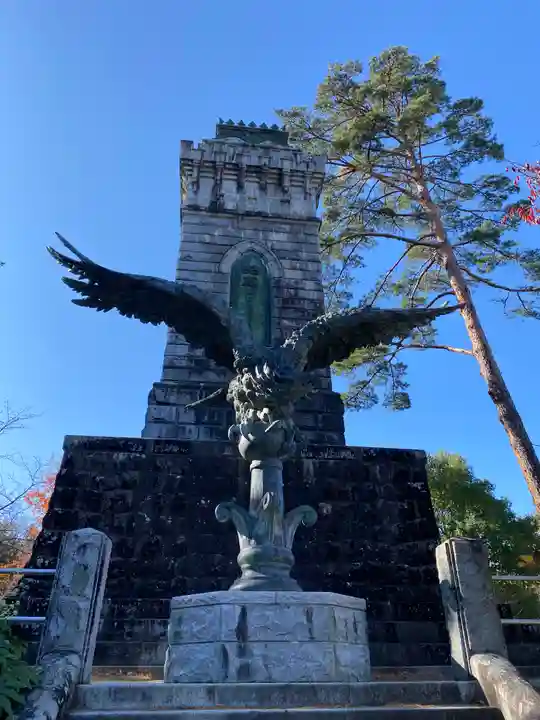 宮城縣護國神社の塔