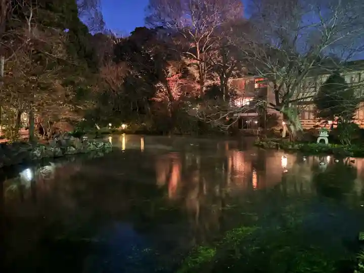 富士山本宮浅間大社の{uncategorized: "未分類", other: "その他", undefined: "問題あり", building: "その他建物", grave: "お墓", sacred_gate: "鳥居", guardian: "狛犬", statue: "像", buddha: "仏像", history: "歴史", nature: "自然", garden: "庭園", animal: "動物", pagoda: "塔", temizu: "手水舎", mountain_gate: "山門・神門", sanctuary: "本殿・本堂", subordinate: "末社・摂社", art: "芸術", scenery: "景色", jizo: "地蔵", ema: "絵馬", goshuin: "御朱印", omikuji: "おみくじ", items: "授与品その他", amulet: "お守り", goshuincho: "御朱印帳", eats: "食事", festival: "お祭り", votive_dance: "神楽", shichigosan: "七五三参", wedding: "結婚式", experience: "体験その他", initially: "初詣", around: "周辺", anti_infection: "感染症対策"}