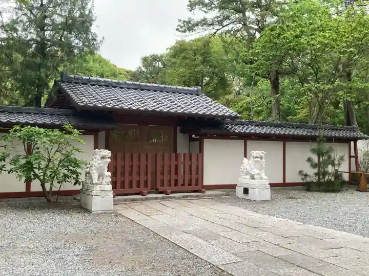高徳院の{uncategorized: "未分類", other: "その他", undefined: "問題あり", building: "その他建物", grave: "お墓", sacred_gate: "鳥居", guardian: "狛犬", statue: "像", buddha: "仏像", history: "歴史", nature: "自然", garden: "庭園", animal: "動物", pagoda: "塔", temizu: "手水舎", mountain_gate: "山門・神門", sanctuary: "本殿・本堂", subordinate: "末社・摂社", art: "芸術", scenery: "景色", jizo: "地蔵", ema: "絵馬", goshuin: "御朱印", omikuji: "おみくじ", items: "授与品その他", amulet: "お守り", goshuincho: "御朱印帳", eats: "食事", festival: "お祭り", votive_dance: "神楽", shichigosan: "七五三参", wedding: "結婚式", experience: "体験その他", initially: "初詣", around: "周辺", anti_infection: "感染症対策"}