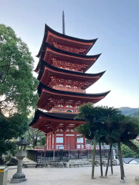 厳島神社(広島県)
