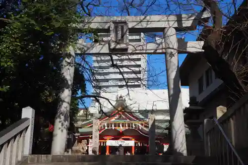 玉造稲荷神社の鳥居