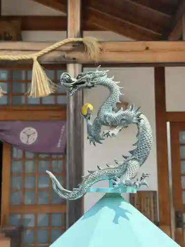 中島黒體龍王大神社の{uncategorized: "未分類", other: "その他", undefined: "問題あり", building: "その他建物", grave: "お墓", sacred_gate: "鳥居", guardian: "狛犬", statue: "像", buddha: "仏像", history: "歴史", nature: "自然", garden: "庭園", animal: "動物", pagoda: "塔", temizu: "手水舎", mountain_gate: "山門・神門", sanctuary: "本殿・本堂", subordinate: "末社・摂社", art: "芸術", scenery: "景色", jizo: "地蔵", ema: "絵馬", goshuin: "御朱印", omikuji: "おみくじ", items: "授与品その他", amulet: "お守り", goshuincho: "御朱印帳", eats: "食事", festival: "お祭り", votive_dance: "神楽", shichigosan: "七五三参", wedding: "結婚式", experience: "体験その他", initially: "初詣", around: "周辺", anti_infection: "感染症対策"}