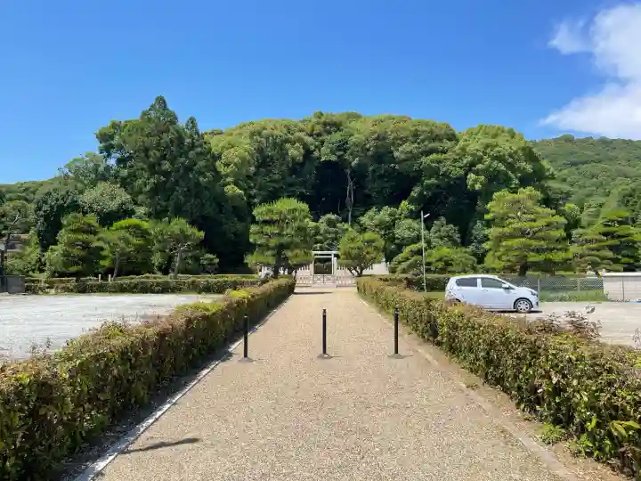 懿徳天皇陵(畝傍山南繊沙渓上陵)(奈良県)