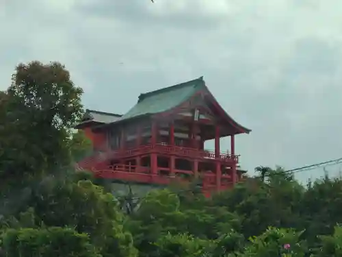 本徳稲荷神社の本殿・本堂