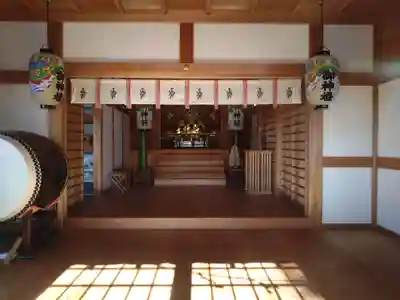 曬稿社の本殿・本堂