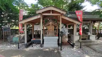 大鳥神社の末社・摂社