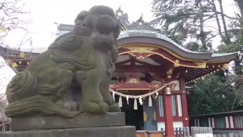 薭田神社の狛犬