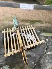 出世稻荷神社の手水