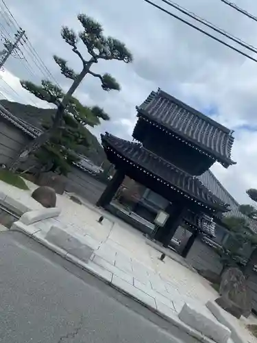 明覚寺の山門・神門