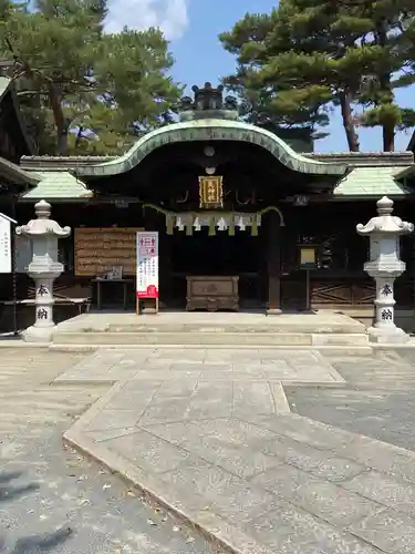 艮神社の本殿