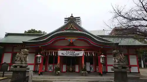 玉造稲荷神社の本殿