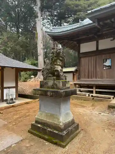 雨引千勝神社の{uncategorized: "未分類", other: "その他", undefined: "問題あり", building: "その他建物", grave: "お墓", sacred_gate: "鳥居", guardian: "狛犬", statue: "像", buddha: "仏像", history: "歴史", nature: "自然", garden: "庭園", animal: "動物", pagoda: "塔", temizu: "手水舎", mountain_gate: "山門・神門", sanctuary: "本殿・本堂", subordinate: "末社・摂社", art: "芸術", scenery: "景色", jizo: "地蔵", ema: "絵馬", goshuin: "御朱印", omikuji: "おみくじ", items: "授与品その他", amulet: "お守り", goshuincho: "御朱印帳", eats: "食事", festival: "お祭り", votive_dance: "神楽", shichigosan: "七五三参", wedding: "結婚式", experience: "体験その他", initially: "初詣", around: "周辺", anti_infection: "感染症対策"}