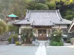 薬王寺の本殿