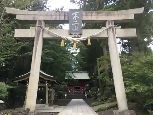 富士山東口本宮 冨士浅間神社の鳥居