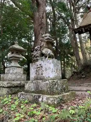 熊野神社の狛犬