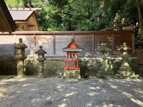 宇太水分神社の末社