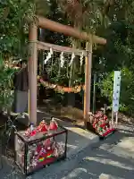 伊奴寝子社の{uncategorized: "未分類", other: "その他", undefined: "問題あり", building: "その他建物", grave: "お墓", sacred_gate: "鳥居", guardian: "狛犬", statue: "像", buddha: "仏像", history: "歴史", nature: "自然", garden: "庭園", animal: "動物", pagoda: "塔", temizu: "手水舎", mountain_gate: "山門・神門", sanctuary: "本殿・本堂", subordinate: "末社・摂社", art: "芸術", scenery: "景色", jizo: "地蔵", ema: "絵馬", goshuin: "御朱印", omikuji: "おみくじ", items: "授与品その他", amulet: "お守り", goshuincho: "御朱印帳", eats: "食事", festival: "お祭り", votive_dance: "神楽", shichigosan: "七五三参", wedding: "結婚式", experience: "体験その他", initially: "初詣", around: "周辺", anti_infection: "感染症対策"}