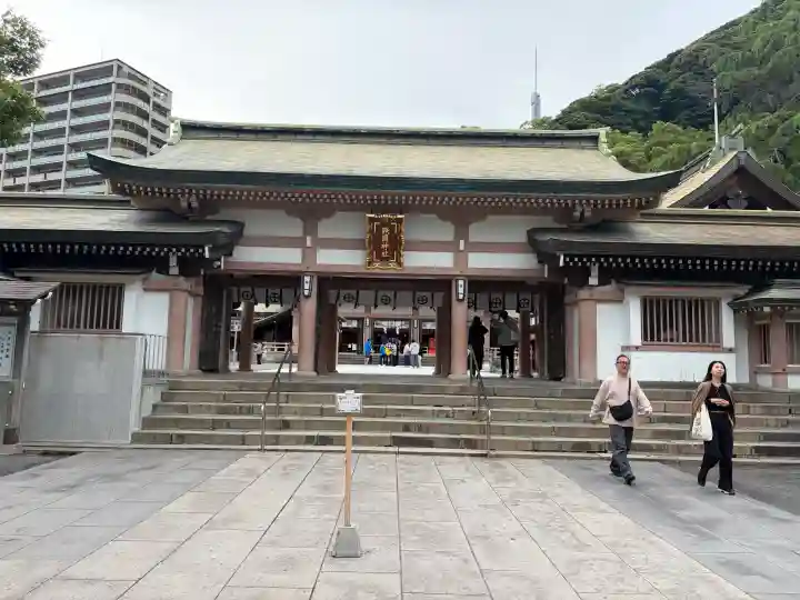 照國神社の{uncategorized: "未分類", other: "その他", undefined: "問題あり", building: "その他建物", grave: "お墓", sacred_gate: "鳥居", guardian: "狛犬", statue: "像", buddha: "仏像", history: "歴史", nature: "自然", garden: "庭園", animal: "動物", pagoda: "塔", temizu: "手水舎", mountain_gate: "山門・神門", sanctuary: "本殿・本堂", subordinate: "末社・摂社", art: "芸術", scenery: "景色", jizo: "地蔵", ema: "絵馬", goshuin: "御朱印", omikuji: "おみくじ", items: "授与品その他", amulet: "お守り", goshuincho: "御朱印帳", eats: "食事", festival: "お祭り", votive_dance: "神楽", shichigosan: "七五三参", wedding: "結婚式", experience: "体験その他", initially: "初詣", around: "周辺", anti_infection: "感染症対策"}