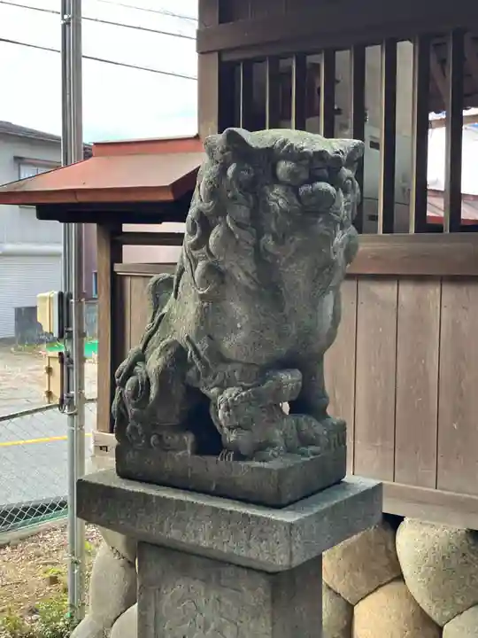 十二柱社(多気中町)の狛犬