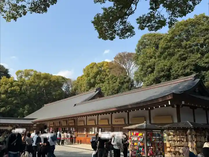 武蔵一宮氷川神社の{uncategorized: "未分類", other: "その他", undefined: "問題あり", building: "その他建物", grave: "お墓", sacred_gate: "鳥居", guardian: "狛犬", statue: "像", buddha: "仏像", history: "歴史", nature: "自然", garden: "庭園", animal: "動物", pagoda: "塔", temizu: "手水舎", mountain_gate: "山門・神門", sanctuary: "本殿・本堂", subordinate: "末社・摂社", art: "芸術", scenery: "景色", jizo: "地蔵", ema: "絵馬", goshuin: "御朱印", omikuji: "おみくじ", items: "授与品その他", amulet: "お守り", goshuincho: "御朱印帳", eats: "食事", festival: "お祭り", votive_dance: "神楽", shichigosan: "七五三参", wedding: "結婚式", experience: "体験その他", initially: "初詣", around: "周辺", anti_infection: "感染症対策"}