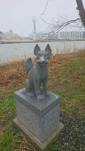 作田島船魂稲荷神社の狛犬