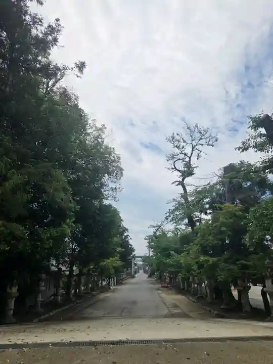 加佐美神社の{uncategorized: "未分類", other: "その他", undefined: "問題あり", building: "その他建物", grave: "お墓", sacred_gate: "鳥居", guardian: "狛犬", statue: "像", buddha: "仏像", history: "歴史", nature: "自然", garden: "庭園", animal: "動物", pagoda: "塔", temizu: "手水舎", mountain_gate: "山門・神門", sanctuary: "本殿・本堂", subordinate: "末社・摂社", art: "芸術", scenery: "景色", jizo: "地蔵", ema: "絵馬", goshuin: "御朱印", omikuji: "おみくじ", items: "授与品その他", amulet: "お守り", goshuincho: "御朱印帳", eats: "食事", festival: "お祭り", votive_dance: "神楽", shichigosan: "七五三参", wedding: "結婚式", experience: "体験その他", initially: "初詣", around: "周辺", anti_infection: "感染症対策"}