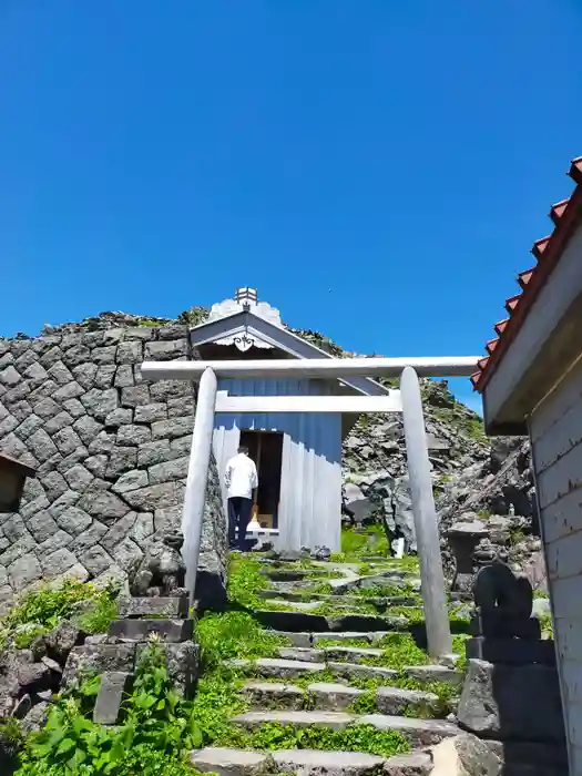 鳥海山大物忌神社本社の鳥居