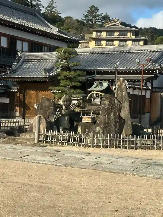 大願寺の{uncategorized: "未分類", other: "その他", undefined: "問題あり", building: "その他建物", grave: "お墓", sacred_gate: "鳥居", guardian: "狛犬", statue: "像", buddha: "仏像", history: "歴史", nature: "自然", garden: "庭園", animal: "動物", pagoda: "塔", temizu: "手水舎", mountain_gate: "山門・神門", sanctuary: "本殿・本堂", subordinate: "末社・摂社", art: "芸術", scenery: "景色", jizo: "地蔵", ema: "絵馬", goshuin: "御朱印", omikuji: "おみくじ", items: "授与品その他", amulet: "お守り", goshuincho: "御朱印帳", eats: "食事", festival: "お祭り", votive_dance: "神楽", shichigosan: "七五三参", wedding: "結婚式", experience: "体験その他", initially: "初詣", around: "周辺", anti_infection: "感染症対策"}