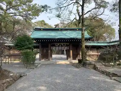 山内神社の山門・神門